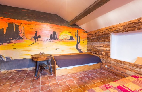 Longessaigne House | LES CHAMBRES DE L'OUEST