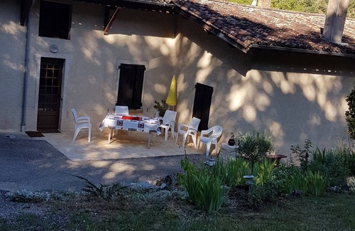 Bruniquel House | Les Cigalises, opposite Bruniquel castle in the heart of the Aveyron valley