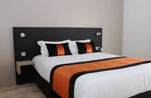 Blanquefort Hotel | Les Criquets Hôtel & Spa