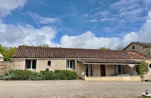 Aujols House | Les Curies - ludogîte, gîte et moulin avec piscine