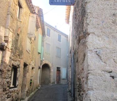 Caunes-Minervois Bed & Breakfast | Les deux arches