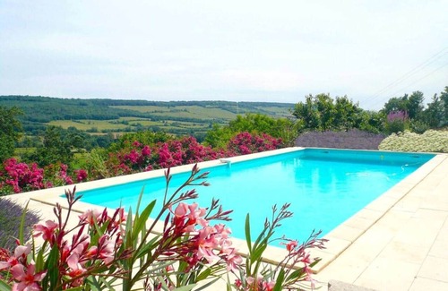 Montoillot House | Les Fleurières