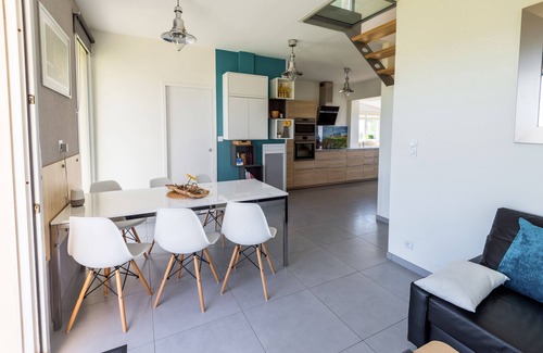 Plougonvelin House | Les Gîtes de Fabie : La Maison des gardiens de l'océan avec spa, face à l'océan