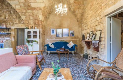 Batroun House | Les Galets in Batroun