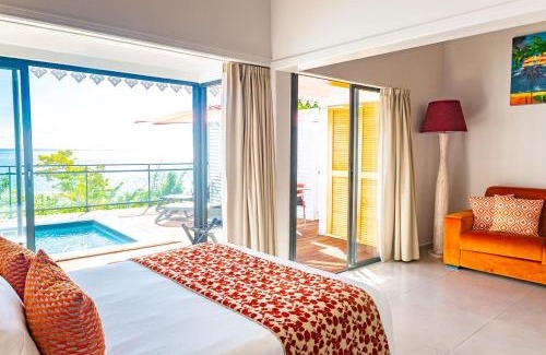 Bouillante Hotel | LES GALETS ROUGES LODGES & SPA