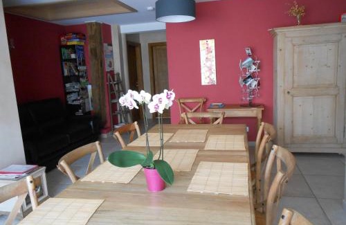 Geney Bed & Breakfast | Les Grands Prés