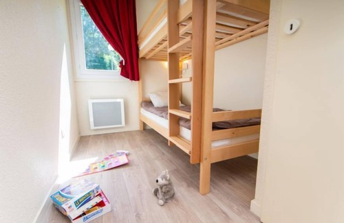 Saint-Colomban-des-Villards Apartment | Les Hameaux de la Perrière by Interhome