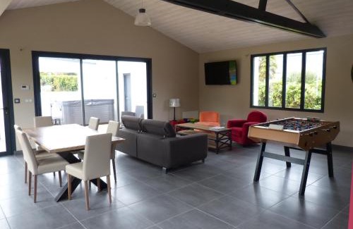 Perros-Guirec Villa | LES HAUTEURS DE TRESTRAOU