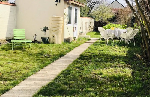 Deuil-la-Barre House | Les hortensias, family home for 6, near Paris
