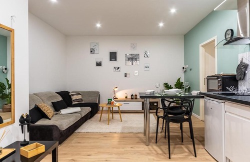 Ep 21 - Saint-Paul Apartment | Les Huisselets 4