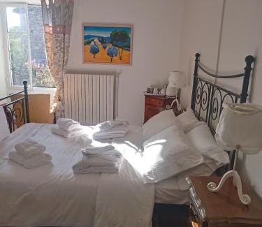 Chef-Boutonne Bed & Breakfast | Les Jonquilles