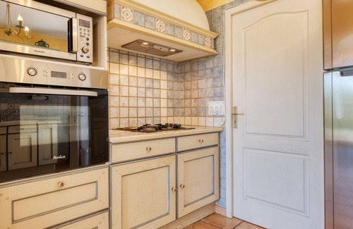 Saint-Germain-dEsteuil House | Les Lavandiers by Interhome