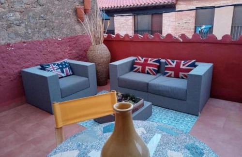 Arnes House | Les Llúdrigues
