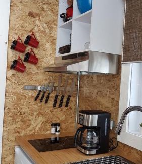 L'Anse-Saint-Jean House | Les Microchalets d'Édouard