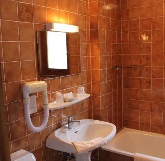 Bellevaux Hotel | Les Moineaux
