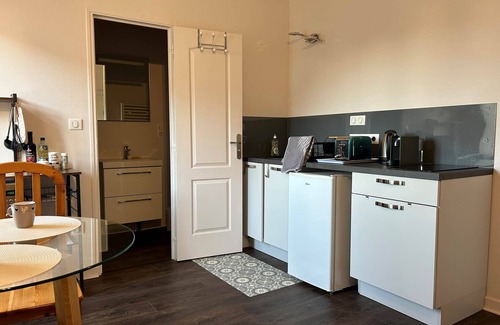 Marcillac-la-Croisille Apartment | Les Monédières au Coeur du Village de Marcillac