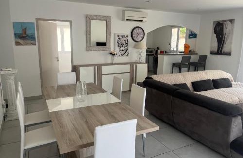 Sainte-Maxime Apartment | Les Néfliers