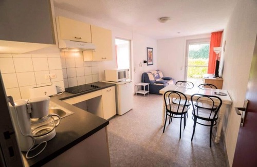 Salies-de-Bearn Apartment | Les Pavillons du Rooy * - 3 Rooms 5/6 People Floor