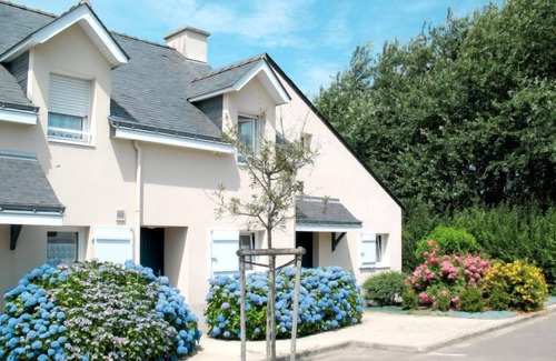 Penestin House | Les Petites Iles by Interhome