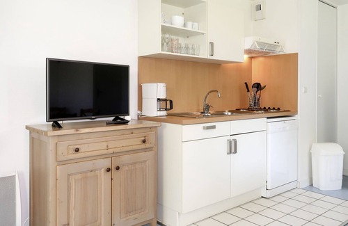 Saint-Briac-sur-Mer Apartment | Les Roches Douvres 36X by Interhome