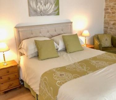 Vanzay House | Les Roches