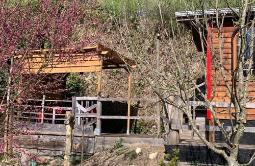 Audelange House | Les roulottes de Moulin Rouge