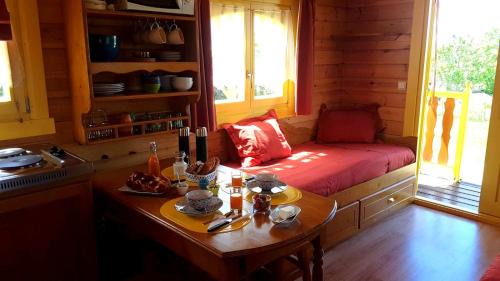 Saint-Pompont House | Les Roulottes Pomponnaises