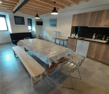 Satillieu Apartment | les trois rivières