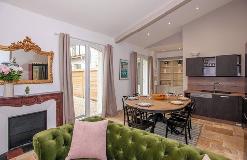 Libourne Apartment | Les tropéziennes de Libourne : 2 bedroom flat - Biarritz