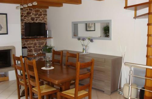 Lantic House | LES VOLETS BLEUS Binic