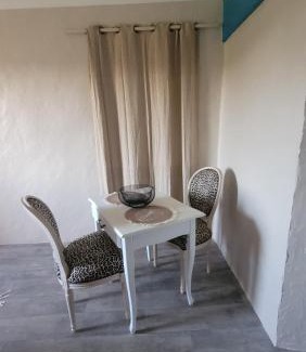 Rousson Bed & Breakfast | Les Yumboes