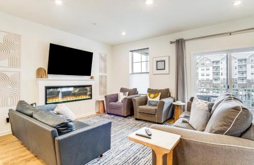 Cambridge House | Less Than 1 Mi to Dtwn Waterfront Townhome in Cambridge!