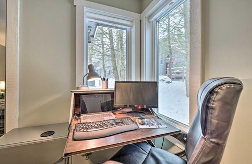 White Haven House | Less Than 1 Mi to Jack Frost Lake Harmony Townhome!