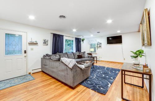 Cherry Valley House | Less Than 1 Mi to Main St Rural Gem in Cherry Valley