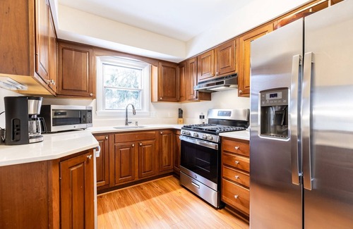Annapolis House | Less than 1 mile to Navy Stadium, Fenced-in Yard and Dog-Friendly Home