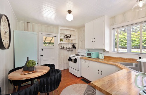 North Auburn Cabin | Lester Cabin 5min to Downtown Auburn 20min to Roseville next to Mountain Biking