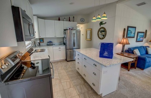 Colington House | Let's Do Sunset | 3170 ft from the beach | Private Pool, Dog Friendly | Kill Devil Hills