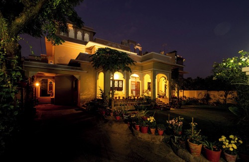 Shavri Colony Villa | Let's Have Family Chaupal at Aangan by Aromataruvilla Udaipur