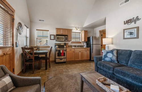 Dover Bay House | Let your cares drift away at "Summer Breeze" and enjoy lake life on Lake Pend Oreille!