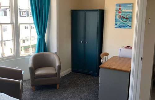 Weymouth House | Letchworth Guest House