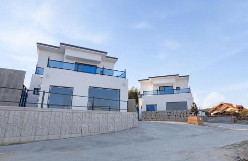 Gyeongju House | Lets Play here In Gyeongju