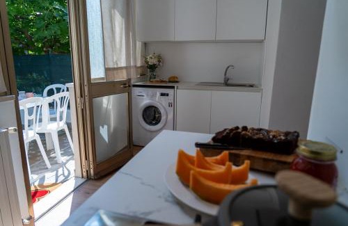 Pesaro Apartment | Levante Home nel colorato Porto di Pesaro Mare by Yohome