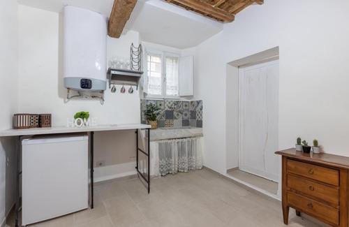 Pratolino Apartment | Leyla s Flat in Pratolino