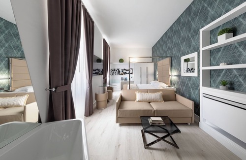 Santa Croce Hotel | LHP River Club