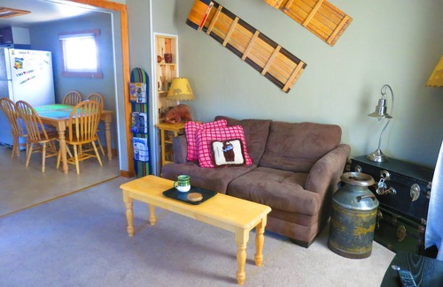 Georgetown Cottage | Li'l Cabin in Historic Idaho Springs Hot Springs and Cool Skiing