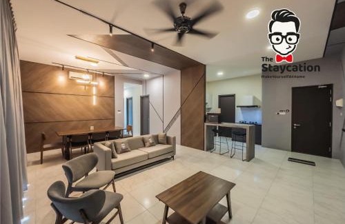 Kuching Apartment | Liberty Grove Near Airport by Staycation Homestay