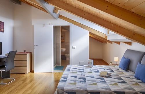 San Giovanni-Chiadino-Rozzol Apartment | Liberty on the Gulf! Private room x 2 FREE PARKING