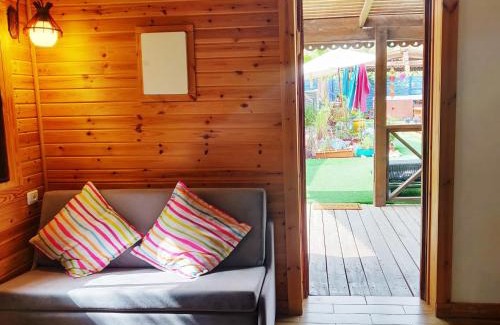 Neot HaKikar Cabin | Libi Bamidbar, Couples Healing & Relaxation Resort in The Dead Sea