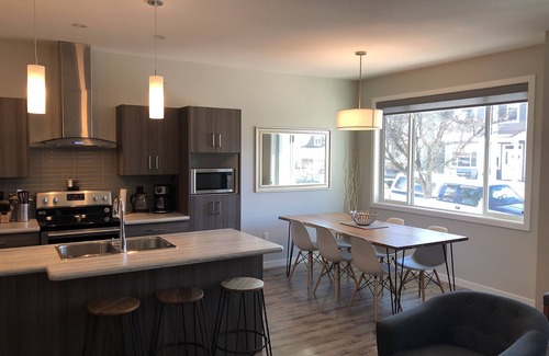 Okanagan-Similkameen House | Licensed | BEST Location in Penticton | 3 BDR (1B)