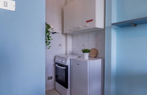 Lido degli Estensi Apartment | Lido degli Estensi Flat a stone's throw from the beach